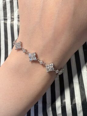 S925 Clover Bracelet with Clear Cubic Zirconia Accents | Adjustable